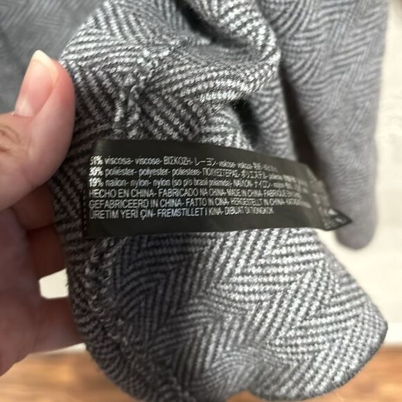ZARA Gray Herringbone Long Knit Cardigan Size Small - Picture 5 of 8